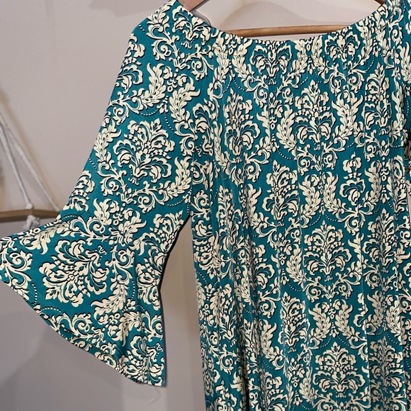 Green and Gold off the shoulder dress - Picture 2 of 4